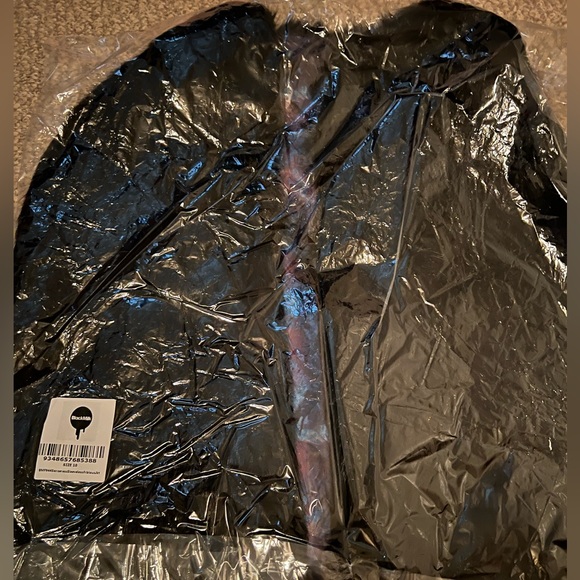 Blackmilk The Witcher sleeveless fur jacket vest NWT sorceress furbulous limited - Picture 1 of 2